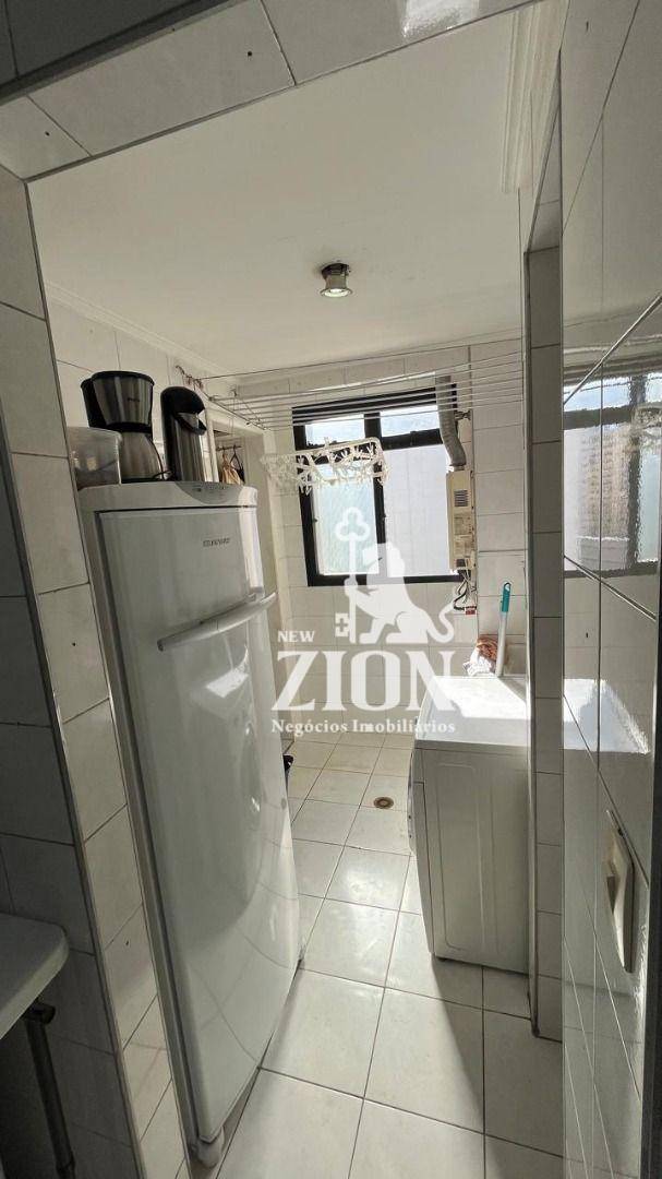 Apartamento à venda com 3 quartos, 80m² - Foto 23