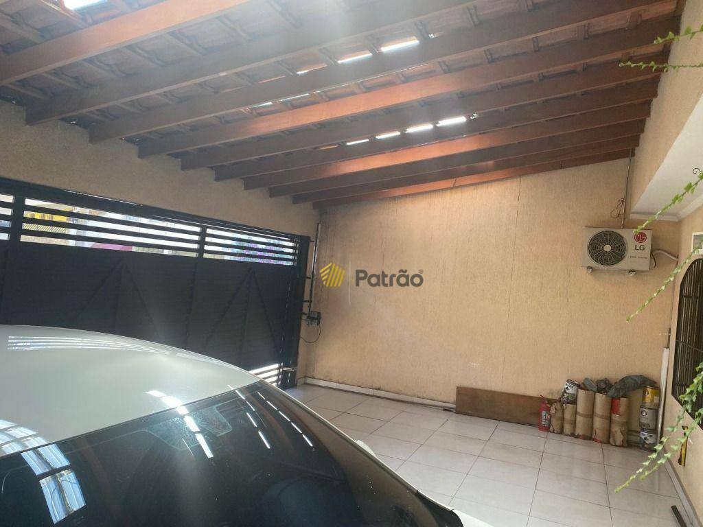 Sobrado à venda com 3 quartos, 284m² - Foto 5