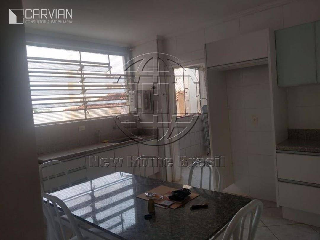 Apartamento à venda com 3 quartos, 168m² - Foto 2