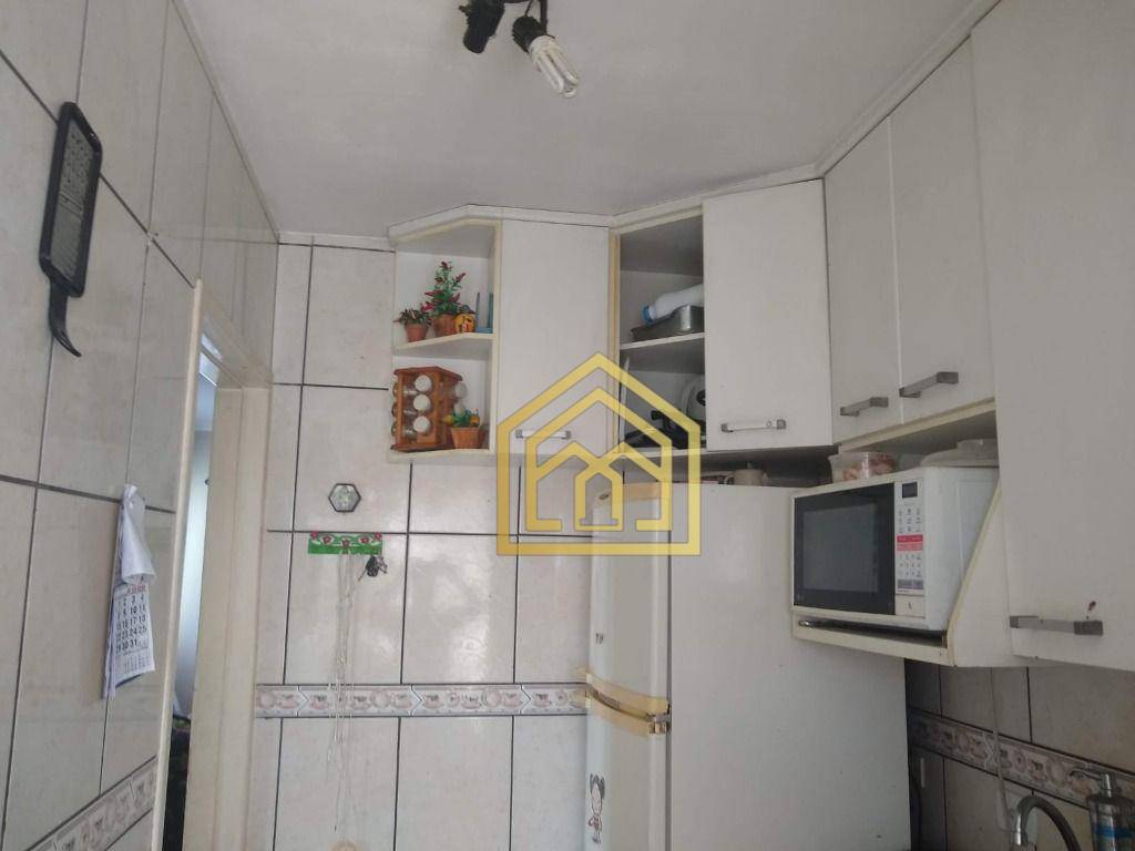 Apartamento à venda com 2 quartos, 51m² - Foto 2