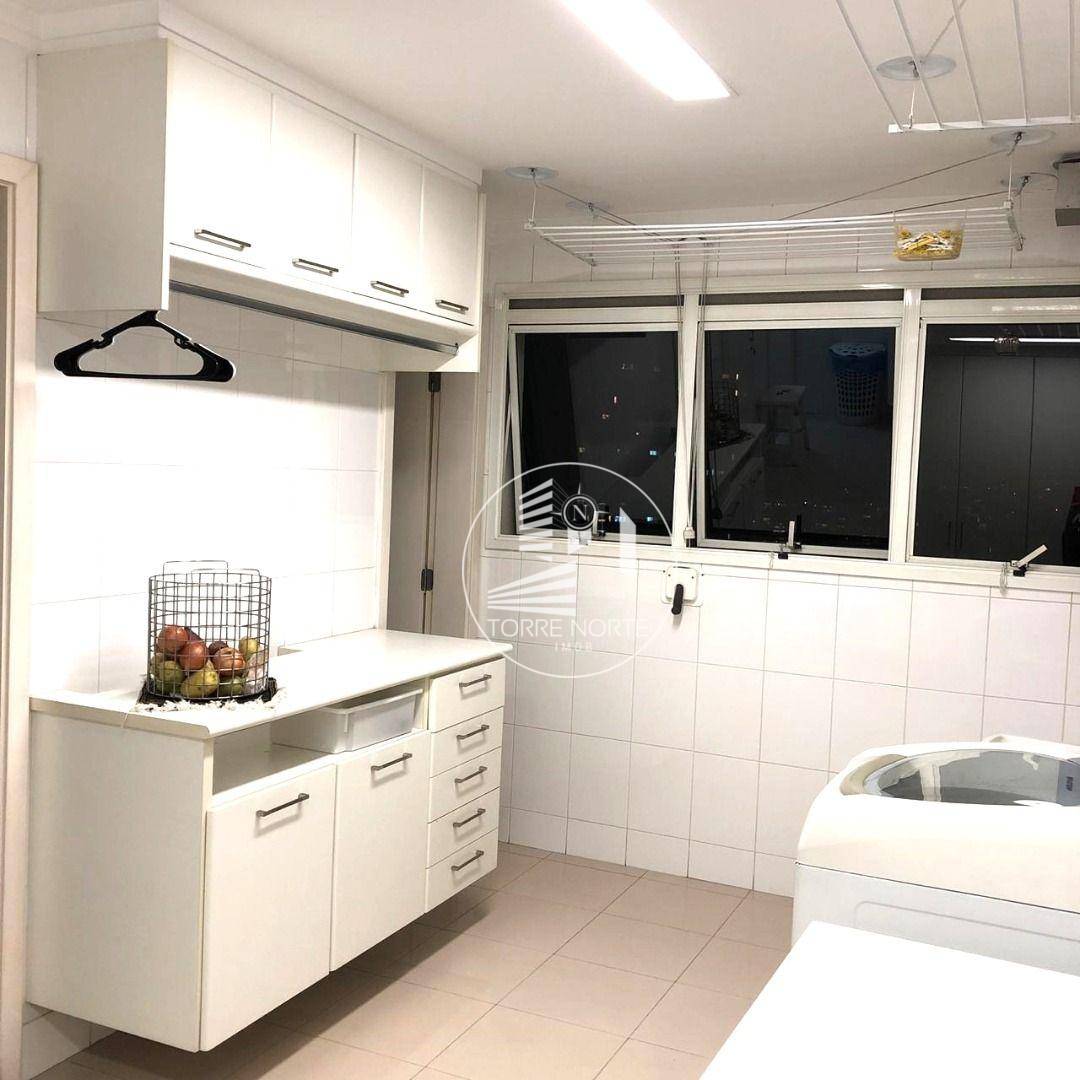 Apartamento à venda com 4 quartos, 261m² - Foto 18