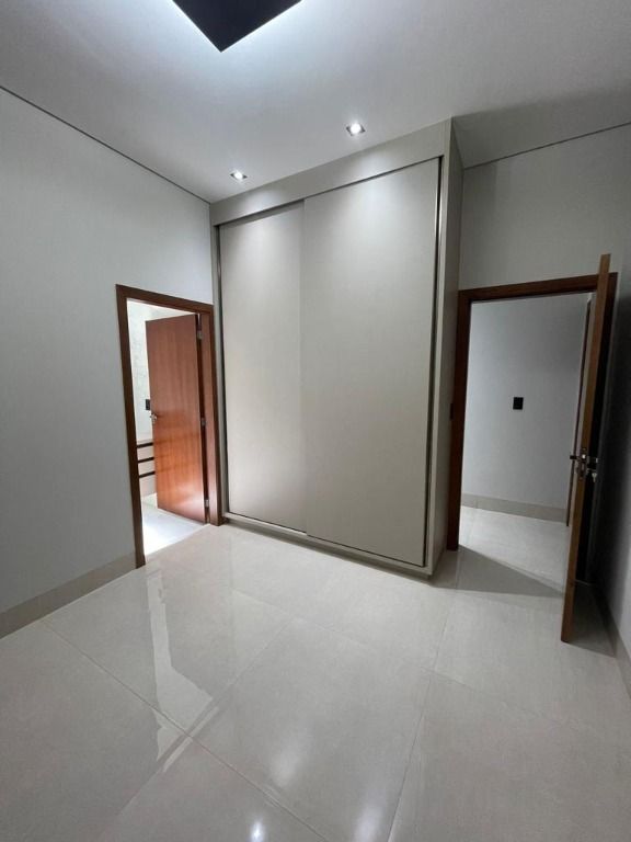 Casa de Condomínio à venda com 3 quartos, 223m² - Foto 5