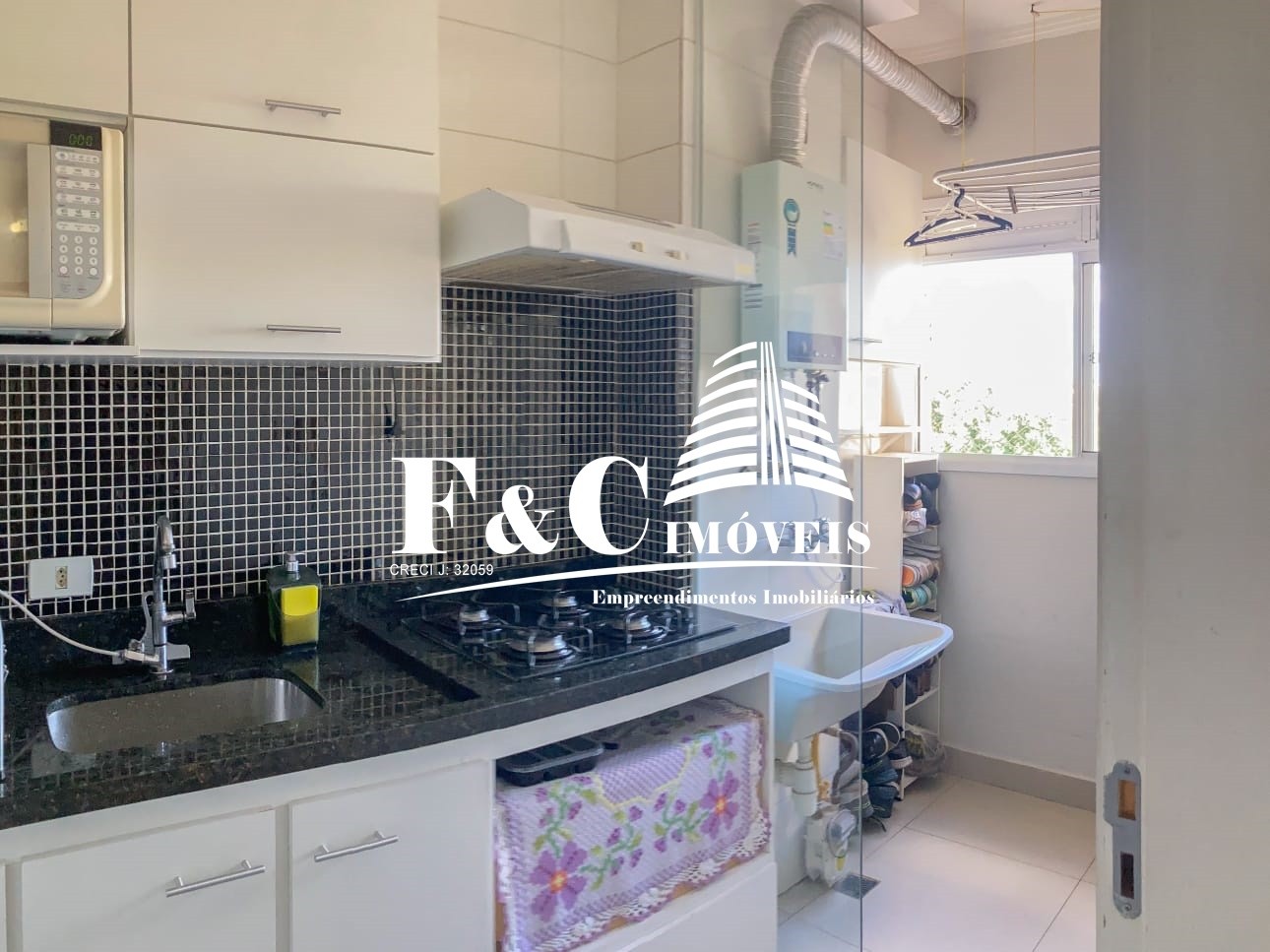 Apartamento à venda com 2 quartos, 50m² - Foto 3