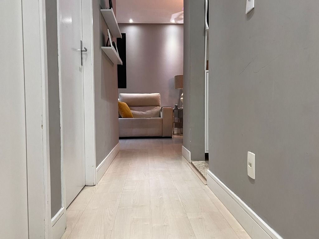 Apartamento à venda com 2 quartos, 45m² - Foto 9