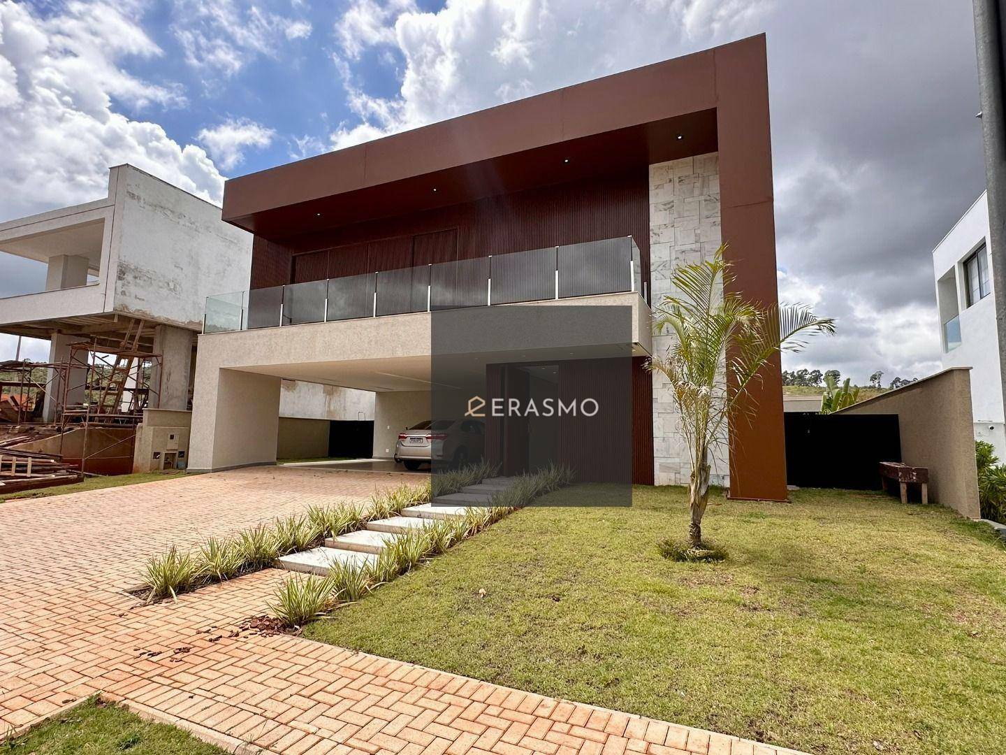 Casa de Condomínio à venda com 5 quartos, 581m² - Foto 1