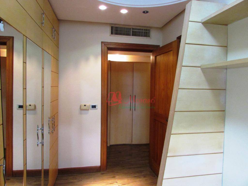 Apartamento para alugar com 4 quartos, 302m² - Foto 23