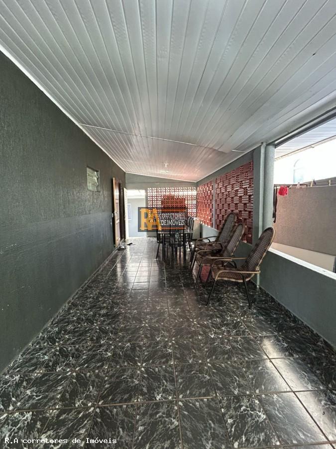 Casa à venda com 3 quartos, 300m² - Foto 4