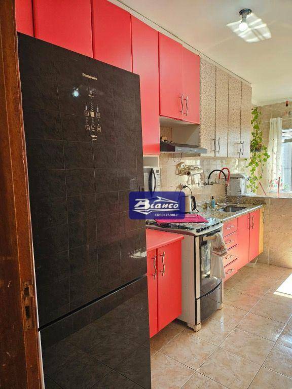 Apartamento à venda com 2 quartos, 62m² - Foto 5