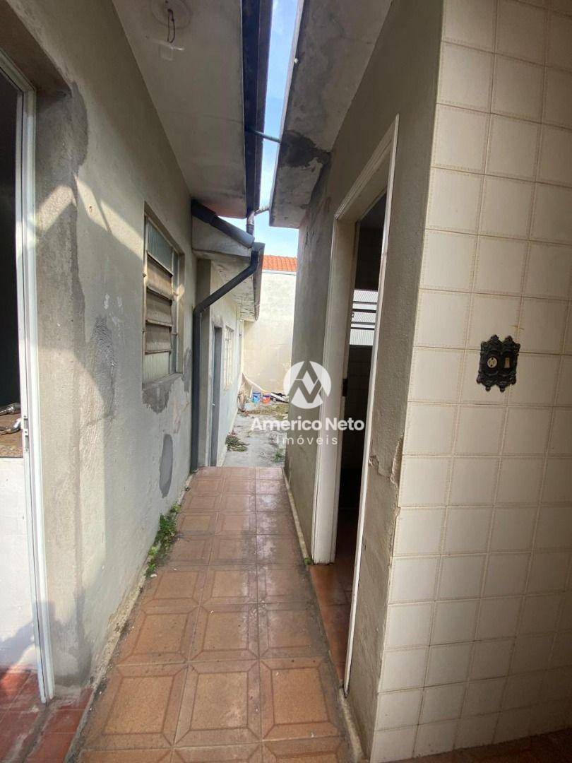 Casa à venda com 2 quartos, 135m² - Foto 6