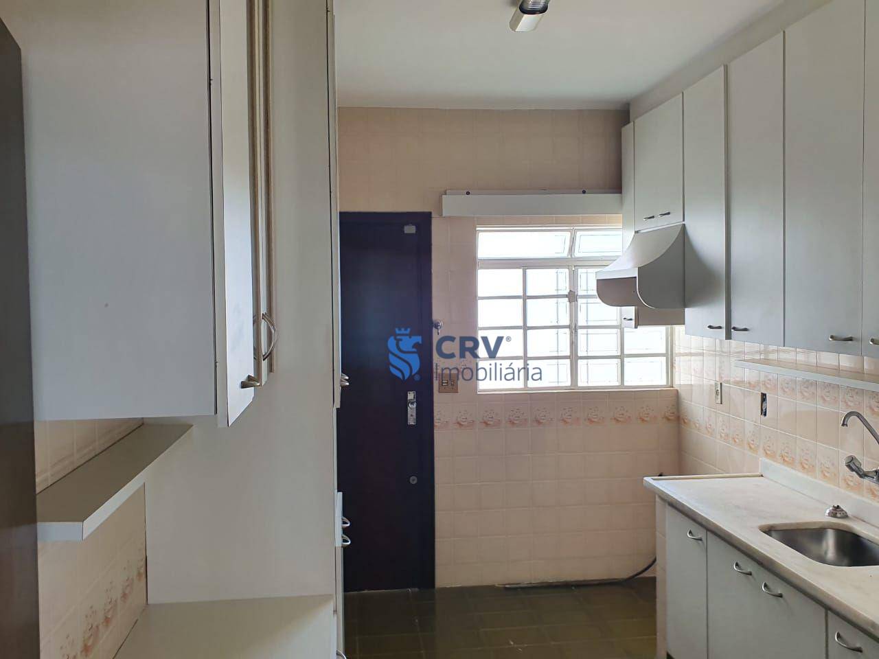 Casa à venda com 3 quartos, 215m² - Foto 10