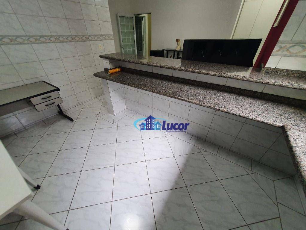 Sobrado à venda com 2 quartos, 300m² - Foto 12