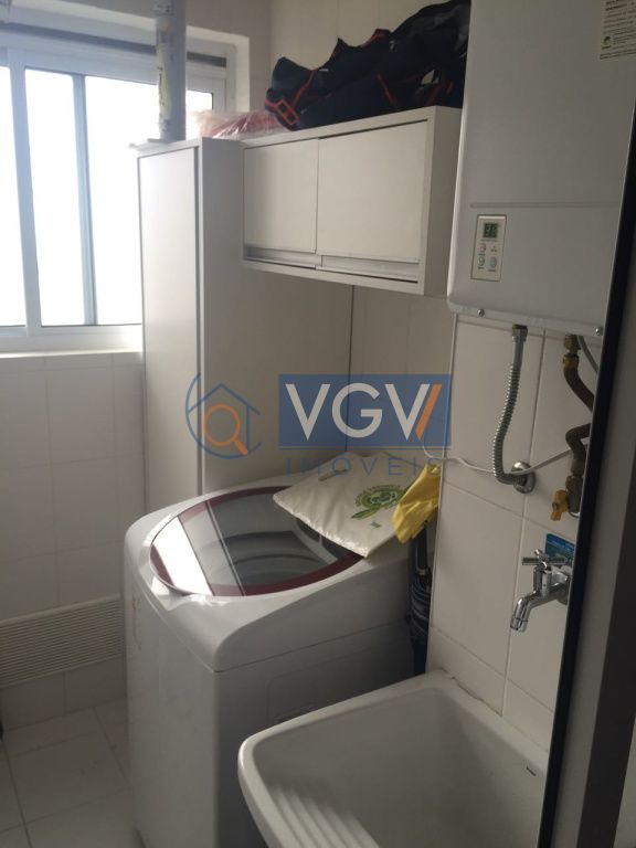 Apartamento à venda com 2 quartos, 65m² - Foto 9