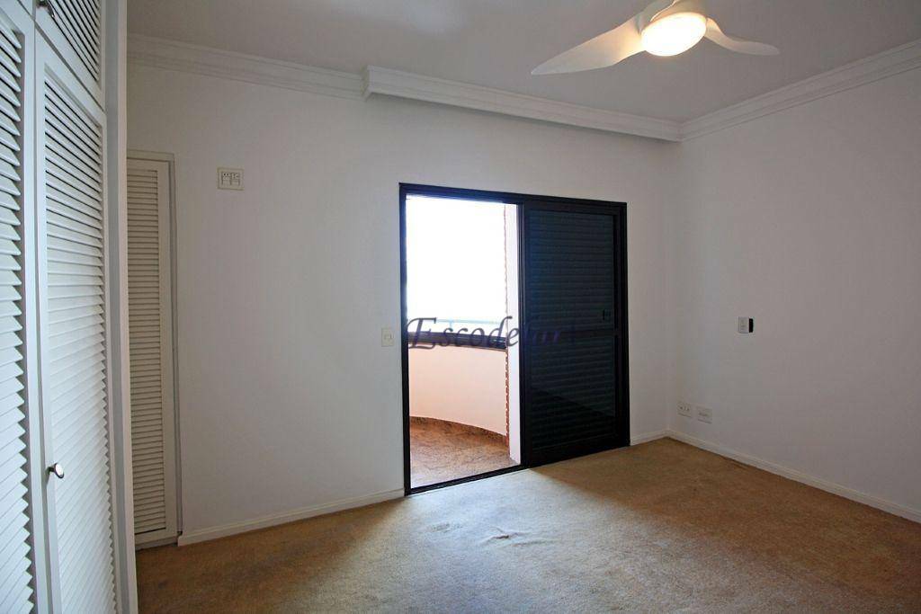 Apartamento à venda com 3 quartos, 181m² - Foto 5