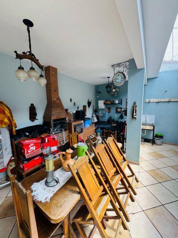 Casa à venda com 3 quartos, 130m² - Foto 15