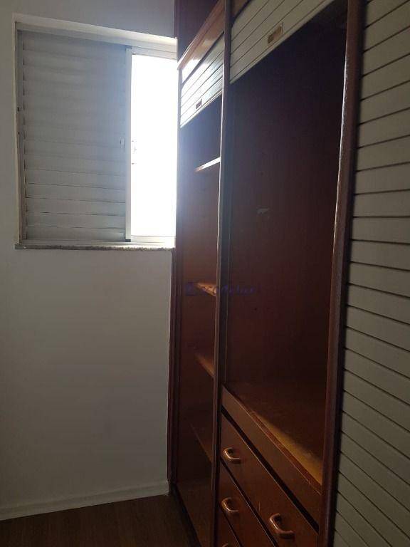 Apartamento à venda com 2 quartos, 60m² - Foto 13