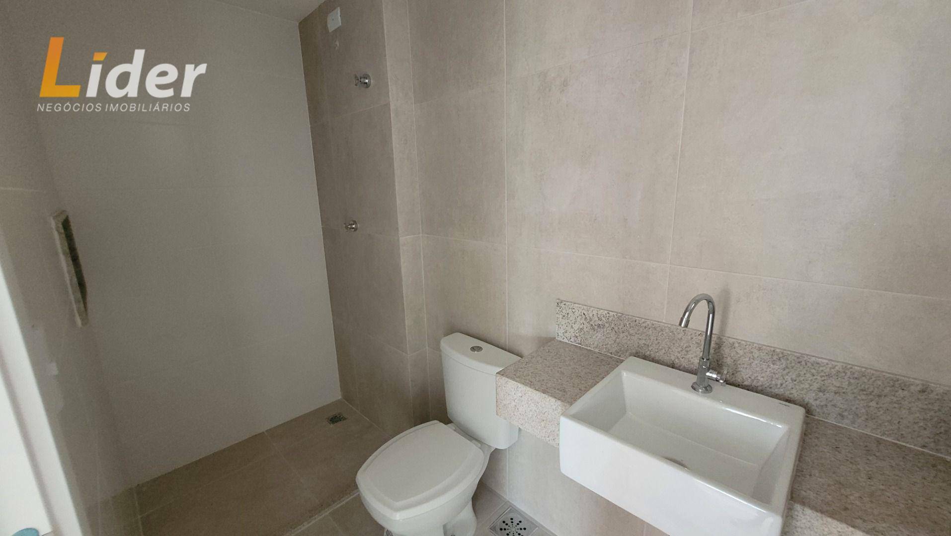 Apartamento à venda com 2 quartos, 65m² - Foto 9