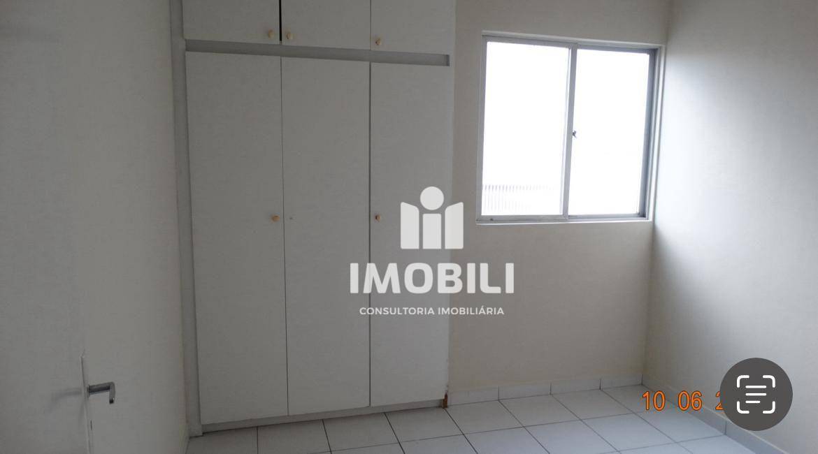 Apartamento à venda com 3 quartos, 76m² - Foto 7