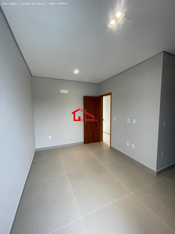 Casa de Condomínio à venda com 3 quartos, 258m² - Foto 8