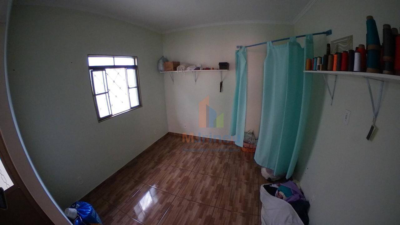 Casa à venda com 2 quartos, 200m² - Foto 20