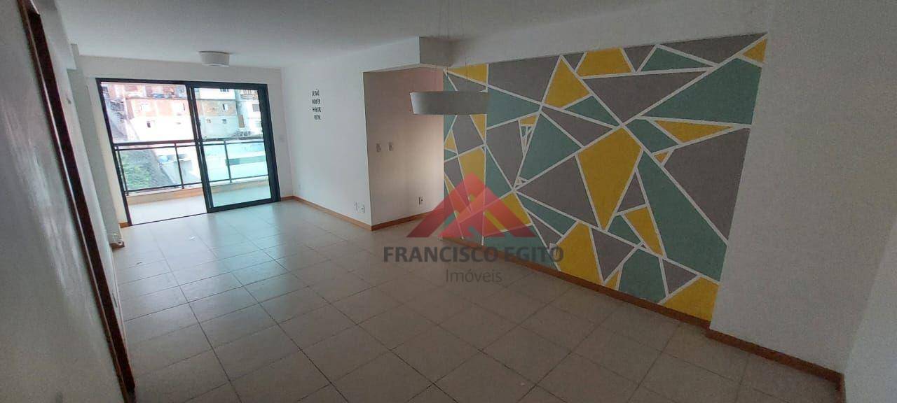 Apartamento à venda com 3 quartos, 112m² - Foto 3