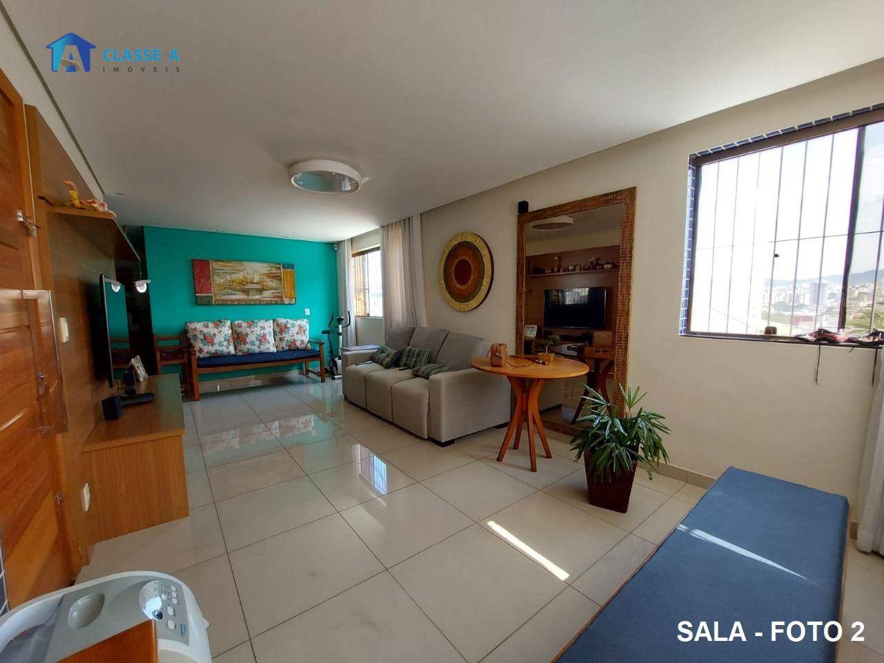 Apartamento à venda com 4 quartos, 157m² - Foto 1