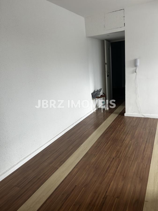 Apartamento à venda com 2 quartos, 61m² - Foto 13