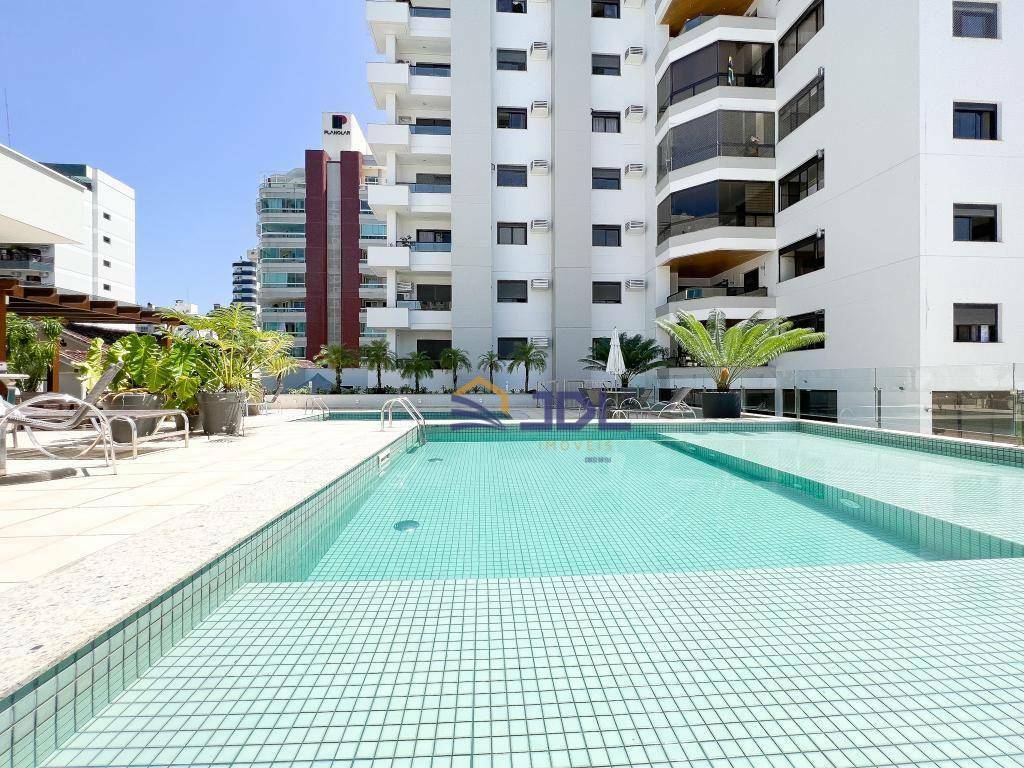 Apartamento à venda com 4 quartos, 321m² - Foto 5