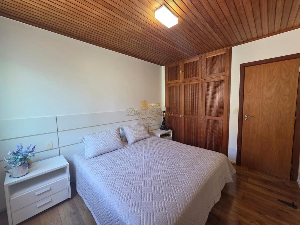 Casa à venda com 4 quartos, 10000m² - Foto 22
