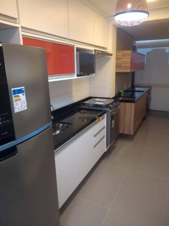 Apartamento para alugar com 2 quartos, 92m² - Foto 10