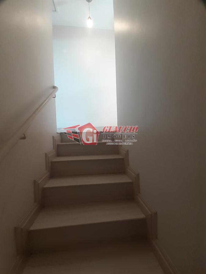 Sobrado à venda com 2 quartos, 114m² - Foto 13