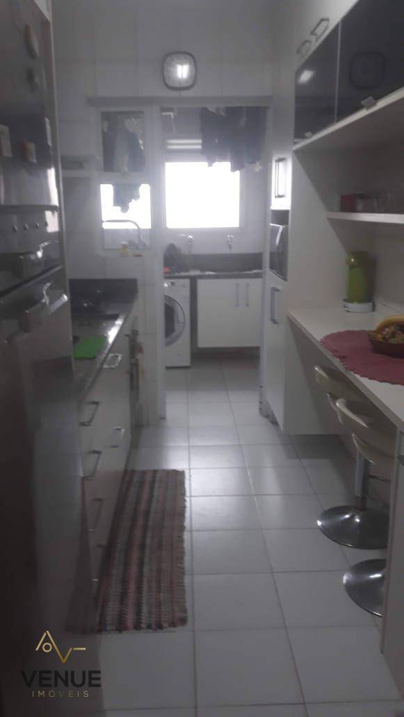 Apartamento à venda com 3 quartos, 87m² - Foto 11