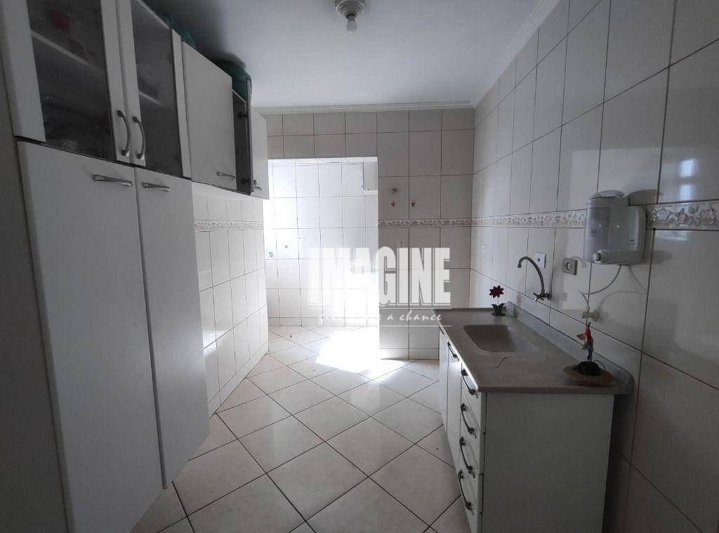 Apartamento à venda com 2 quartos, 54m² - Foto 8