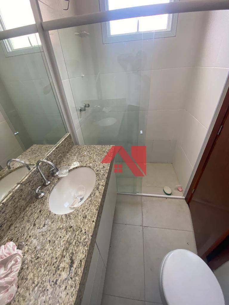 Sobrado à venda e aluguel com 3 quartos, 200m² - Foto 3