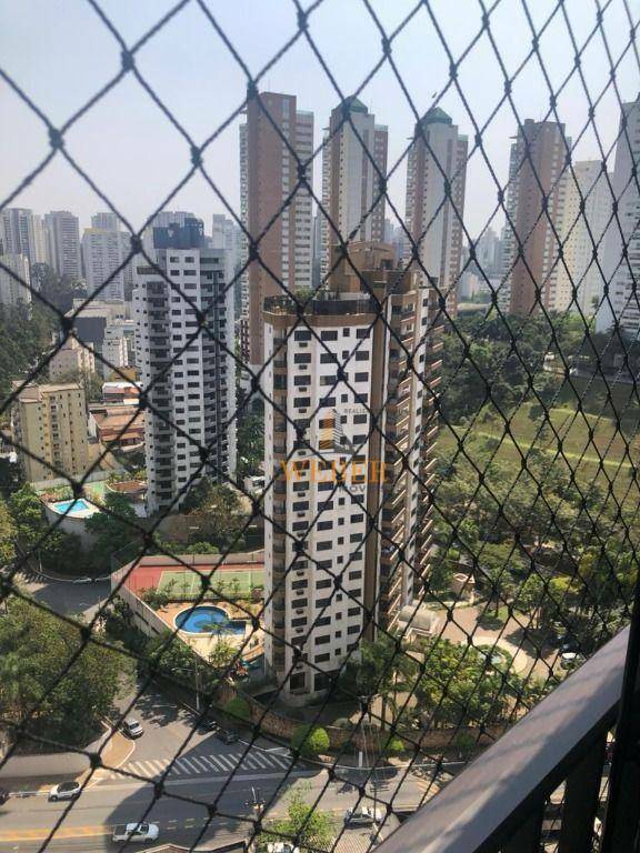 Apartamento à venda com 3 quartos, 139m² - Foto 11