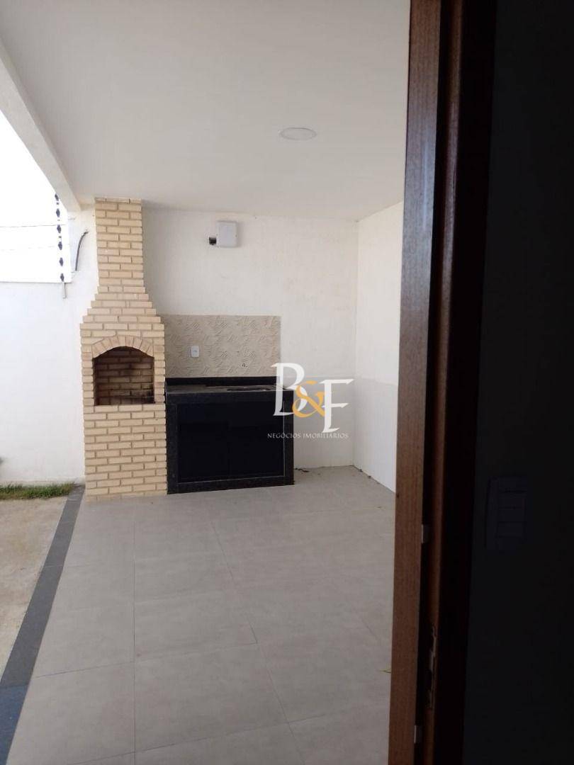 Casa à venda com 2 quartos, 80m² - Foto 7