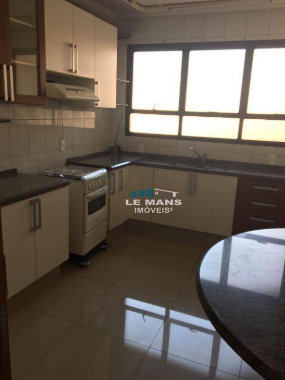 Apartamento à venda com 3 quartos, 140m² - Foto 5