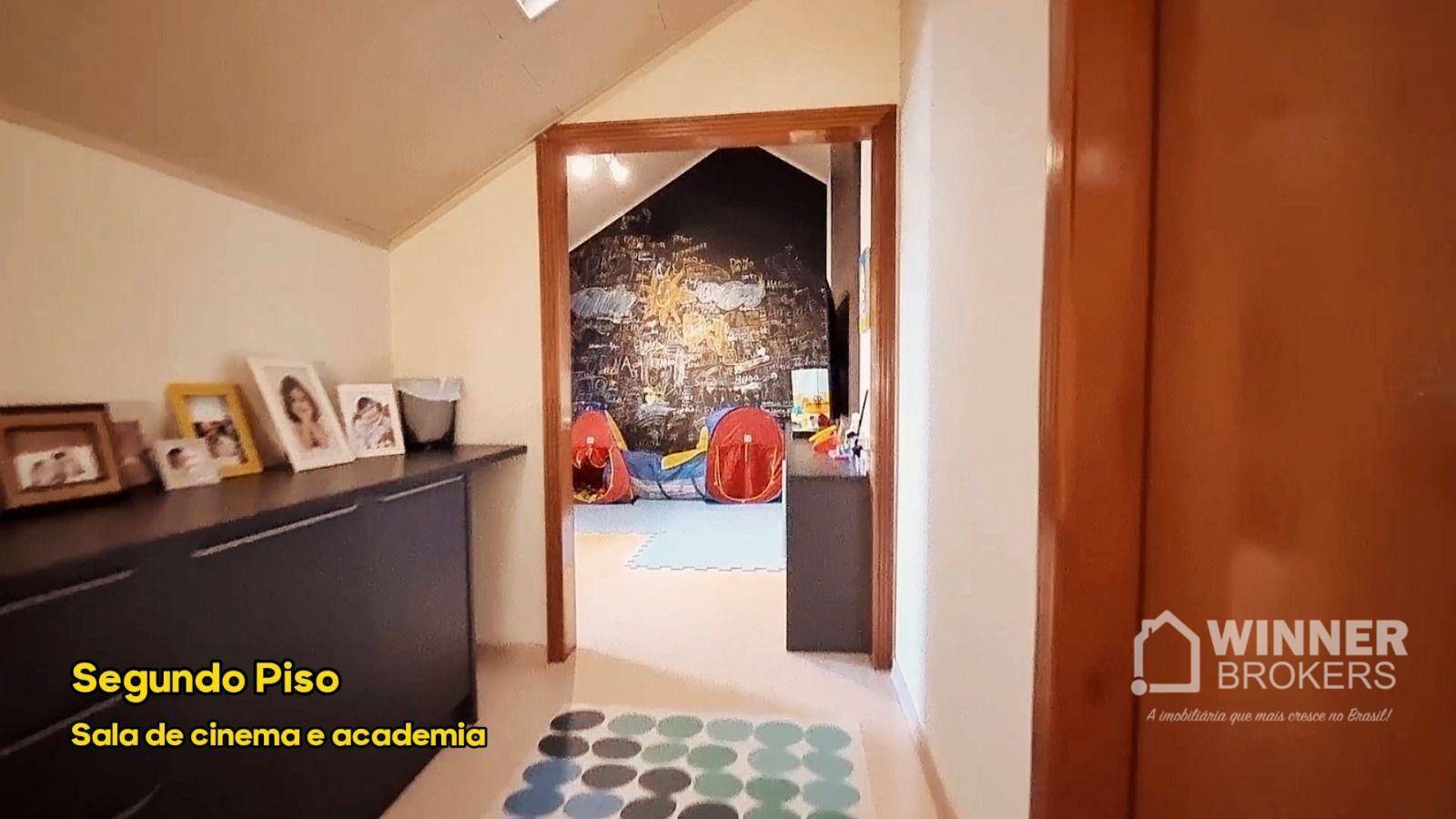 Casa à venda com 4 quartos, 333m² - Foto 8