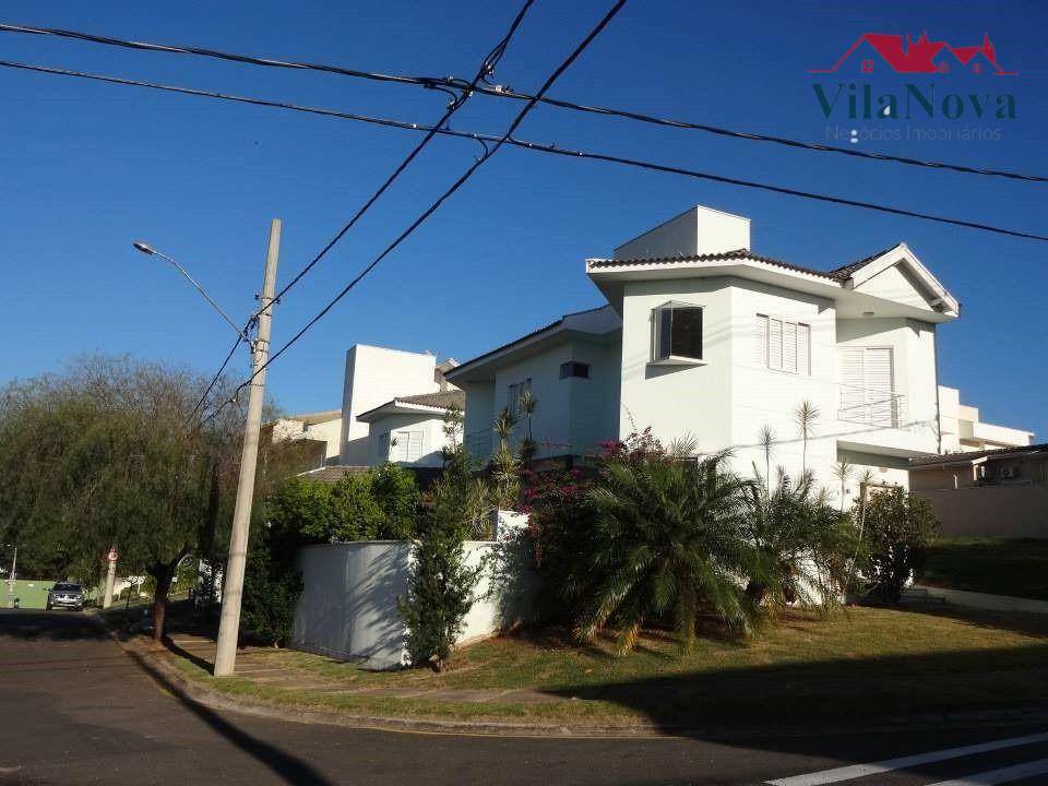 Casa de Condomínio à venda e aluguel com 6 quartos, 290m² - Foto 2