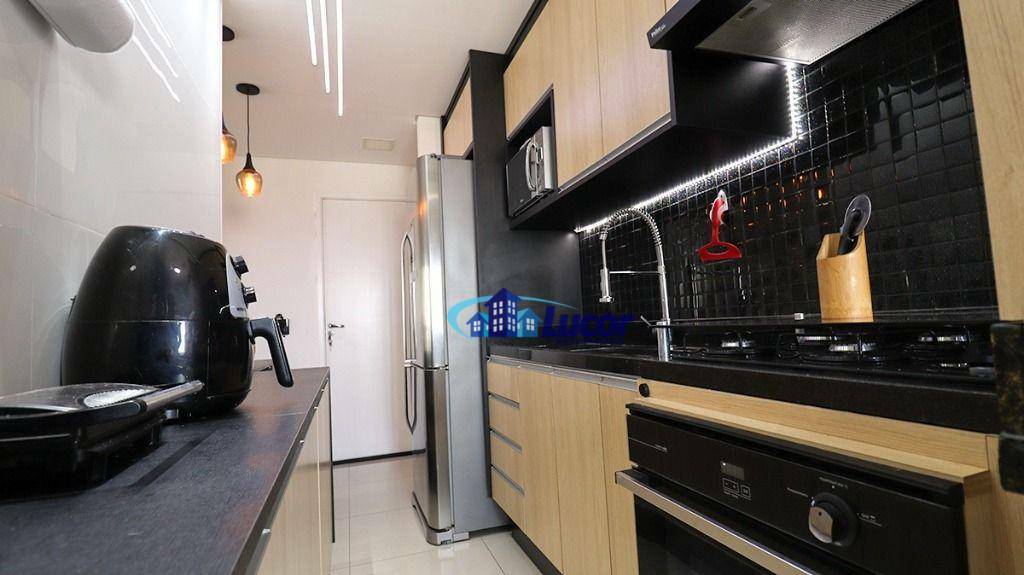 Apartamento à venda com 3 quartos, 68m² - Foto 1