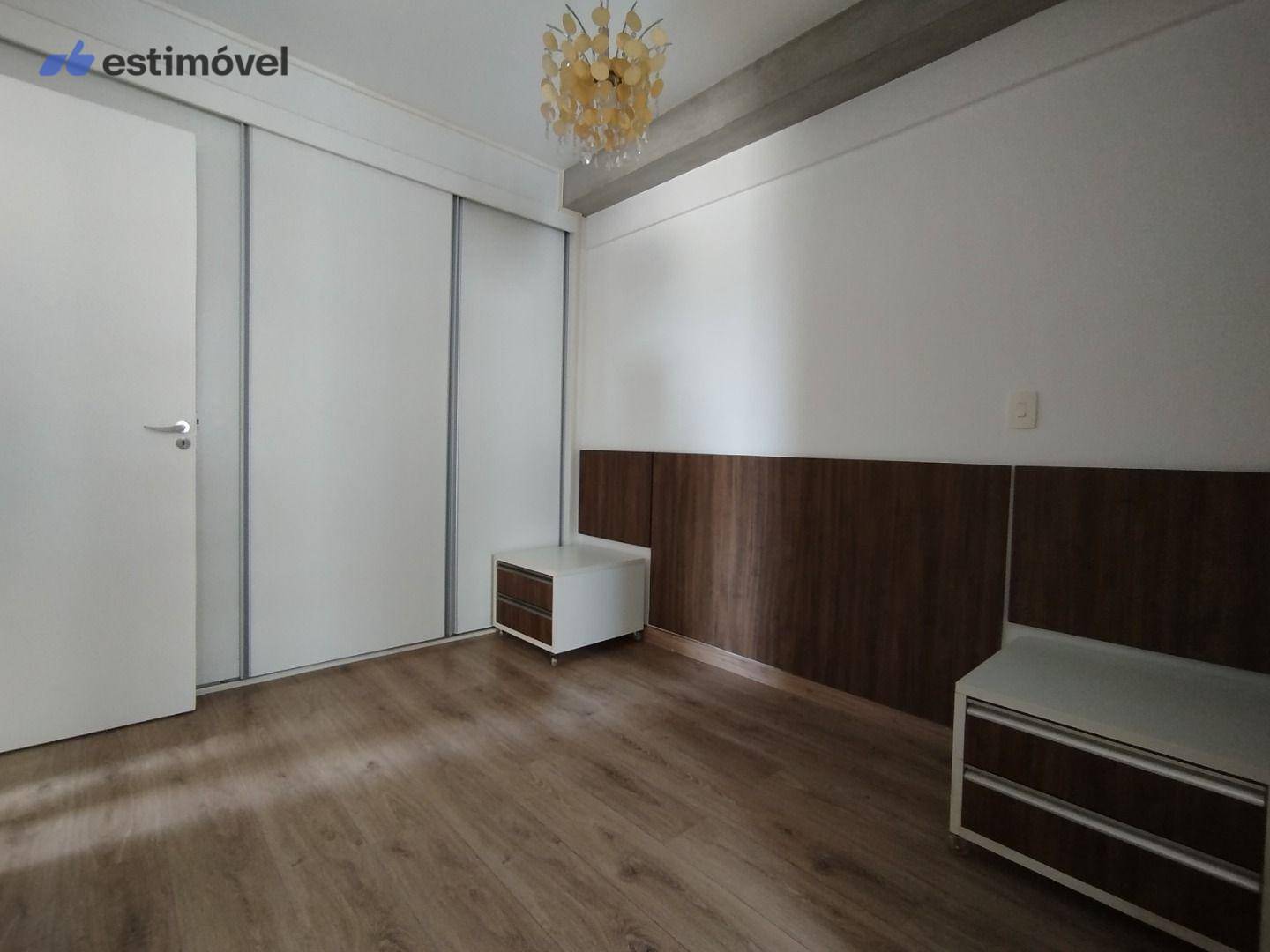 Apartamento para alugar com 3 quartos, 78m² - Foto 12