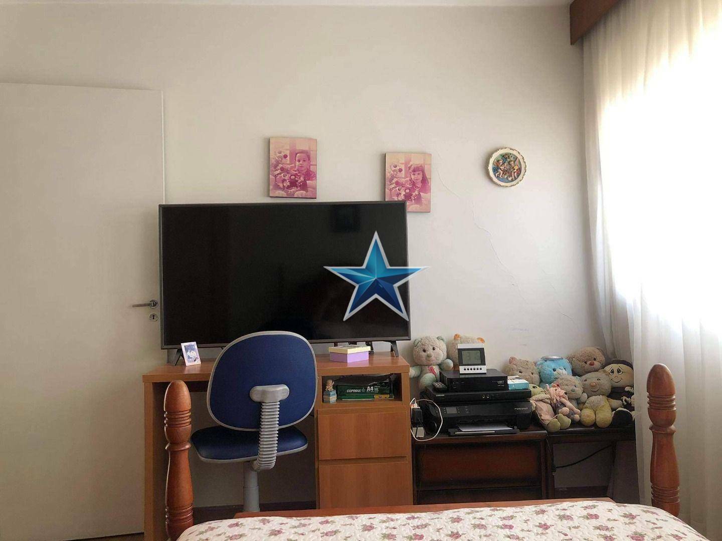 Apartamento à venda com 3 quartos, 200m² - Foto 9