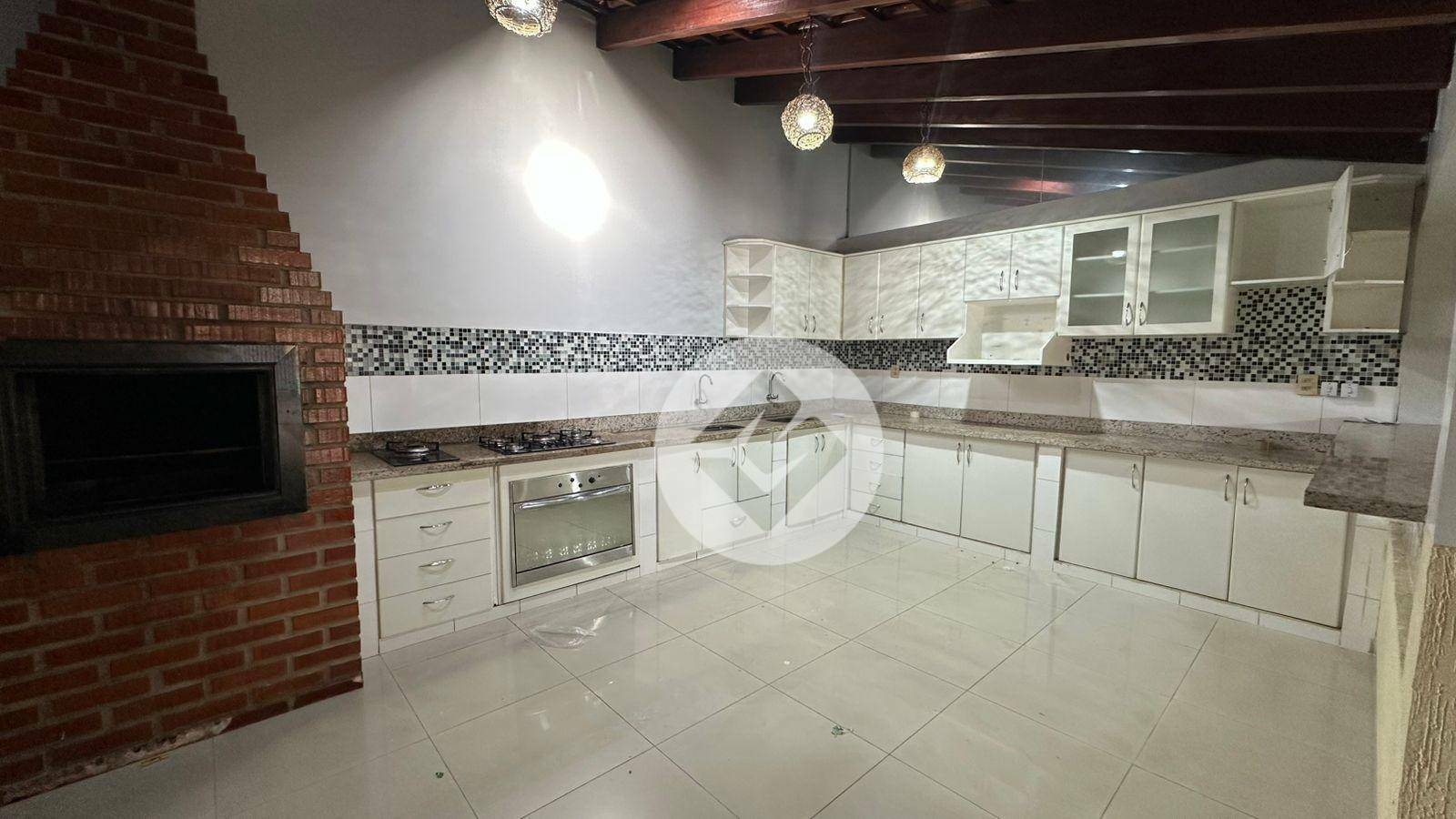 Casa à venda com 3 quartos, 450m² - Foto 23