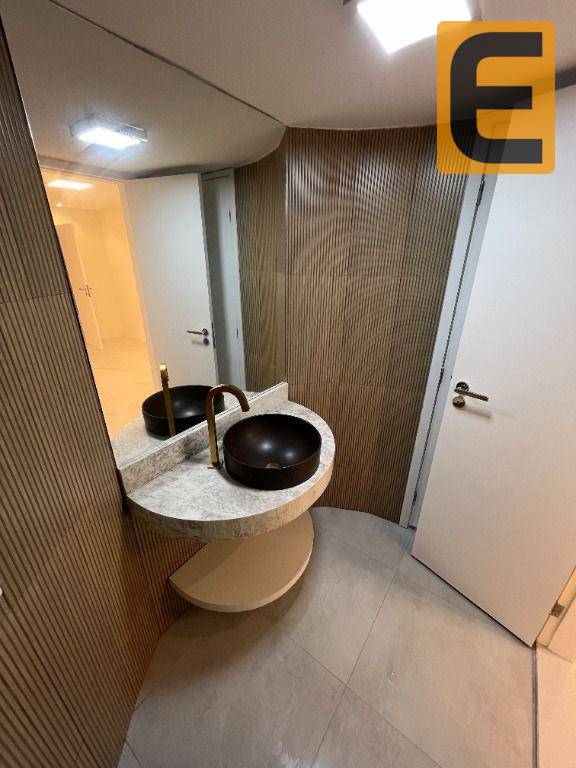 Apartamento à venda com 4 quartos, 220m² - Foto 10