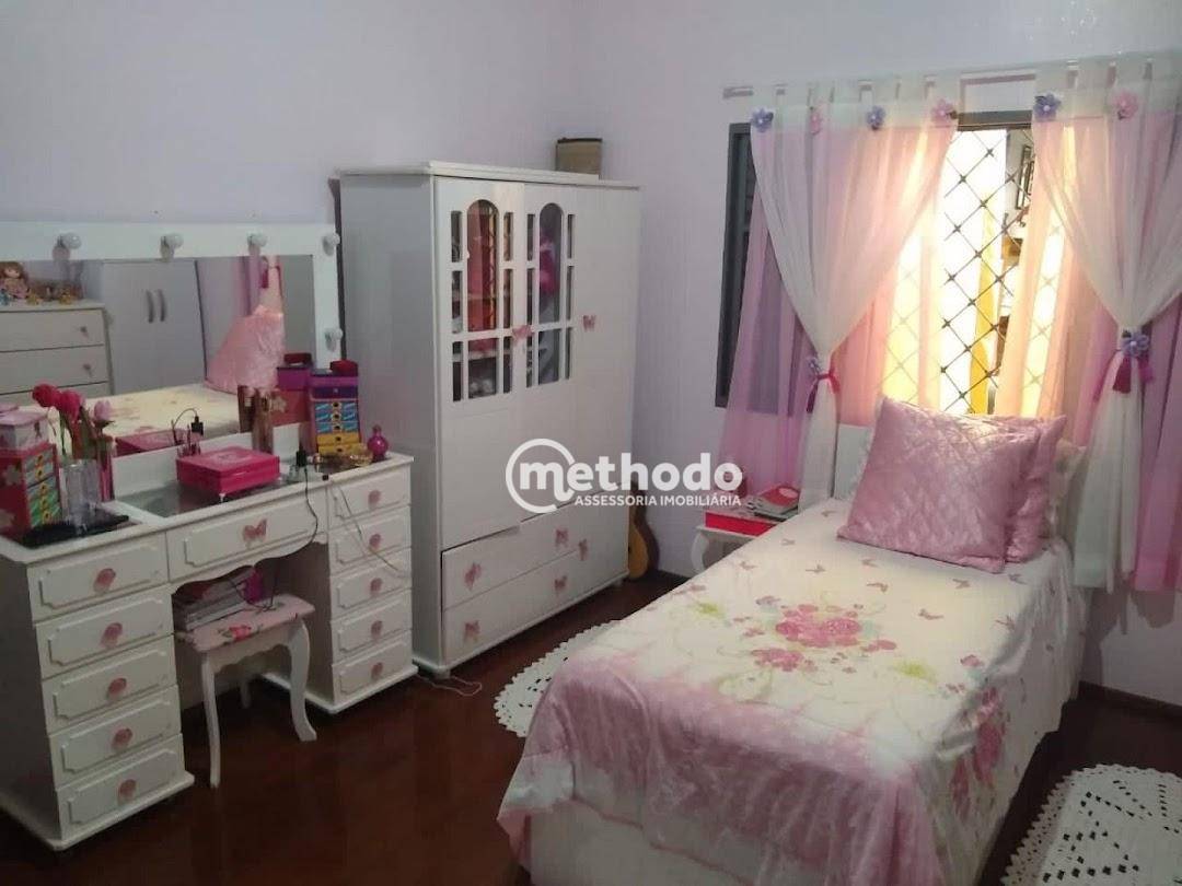 Casa à venda com 3 quartos, 180m² - Foto 17