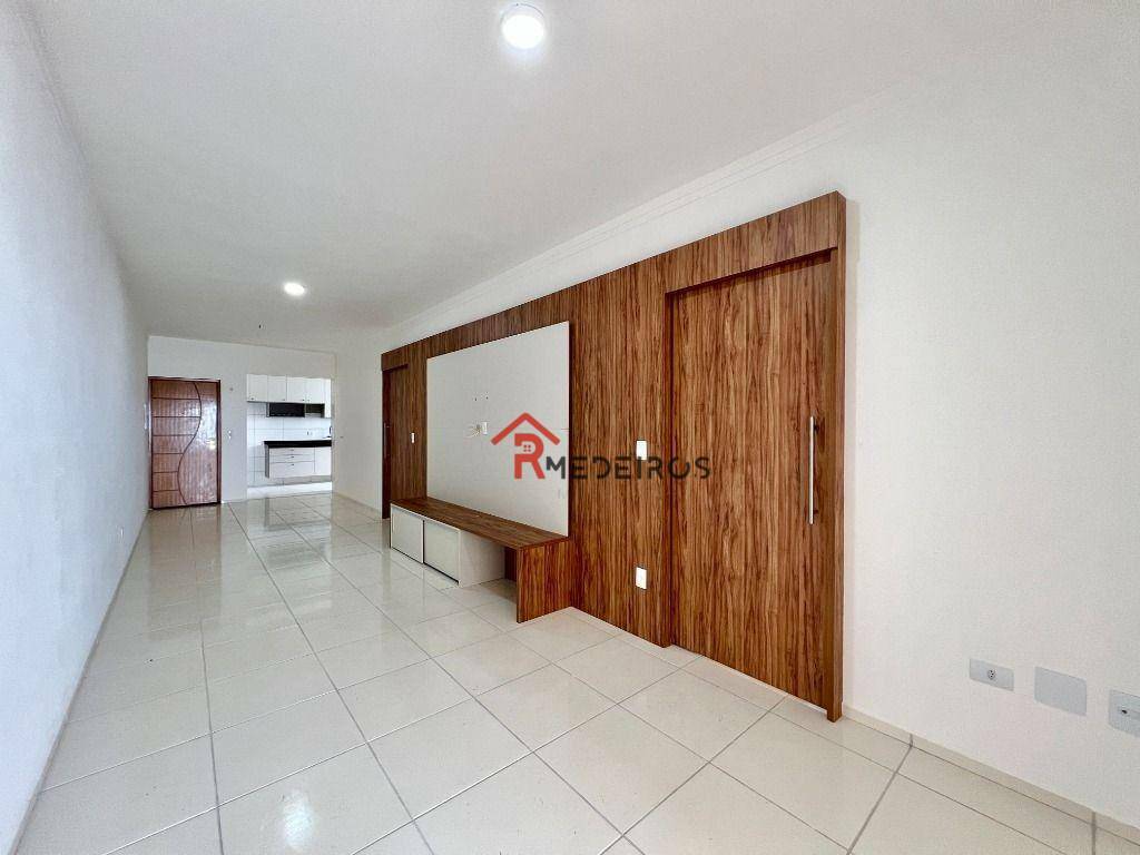 Apartamento à venda com 3 quartos, 128m² - Foto 5