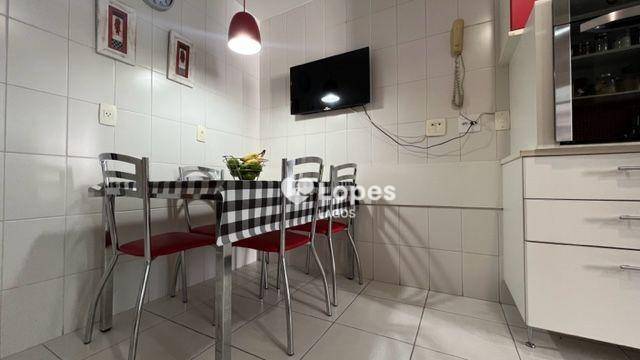 Apartamento à venda com 3 quartos, 120m² - Foto 15