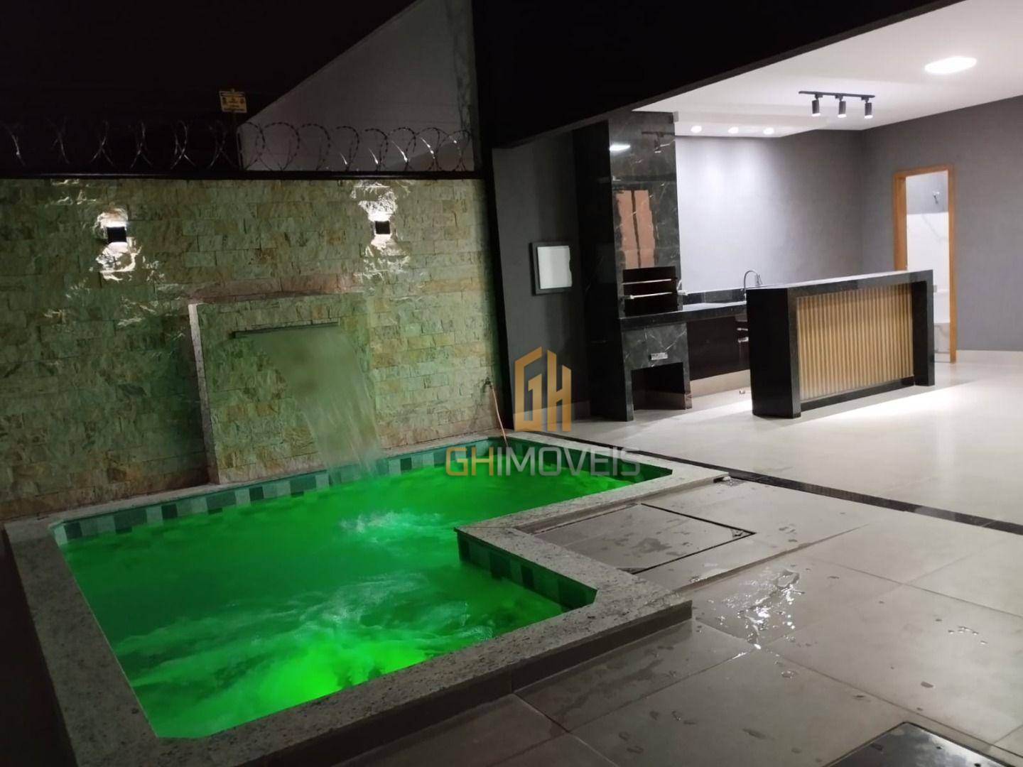 Casa à venda com 3 quartos, 126m² - Foto 13