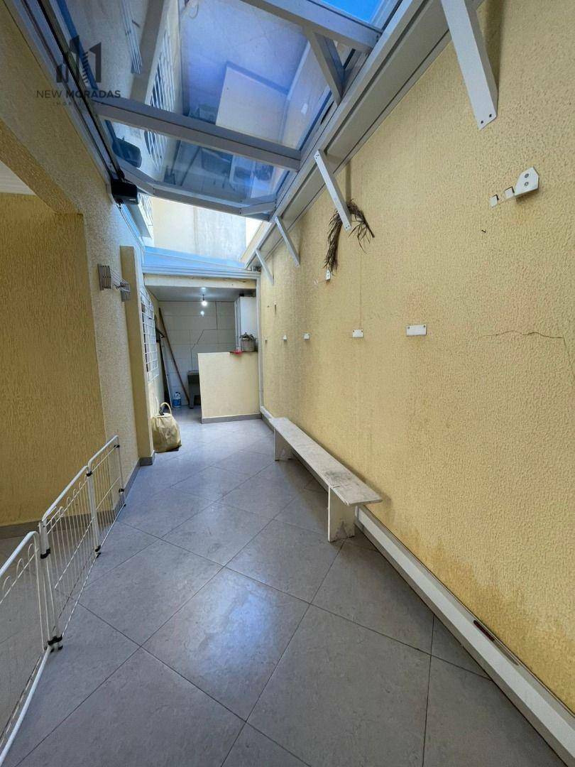 Sobrado à venda com 4 quartos, 235m² - Foto 12