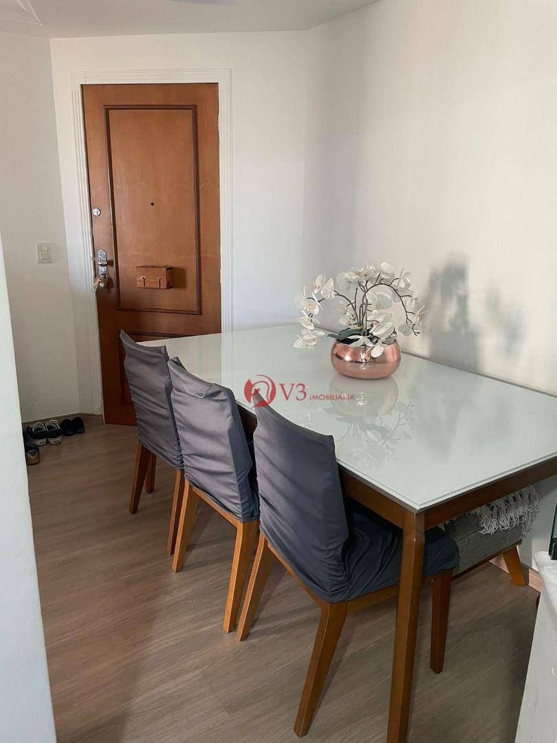 Apartamento à venda com 2 quartos, 70m² - Foto 5