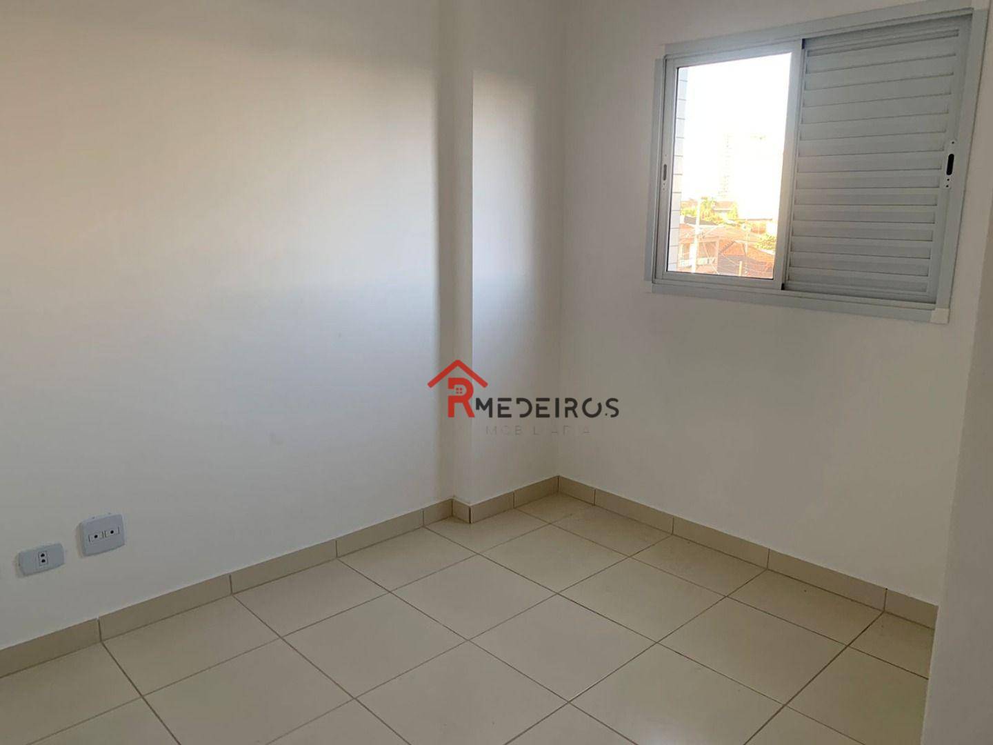 Apartamento à venda com 2 quartos, 62m² - Foto 17